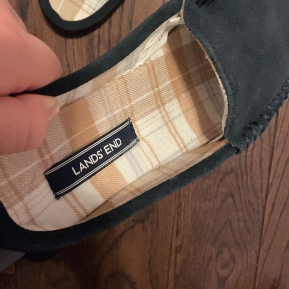 Landsend Women’s loungewear slippers - Picture 2 of 6